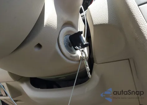 2008 Nissan Versa 1.8S z USA, uszkodzony, nr VIN 3N1BC11E38L372613